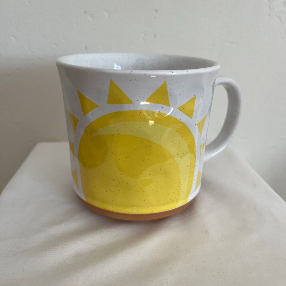 Potter's Corner Sunshine Mug 16 oz Hand Painted Hammered White Yellow Large
